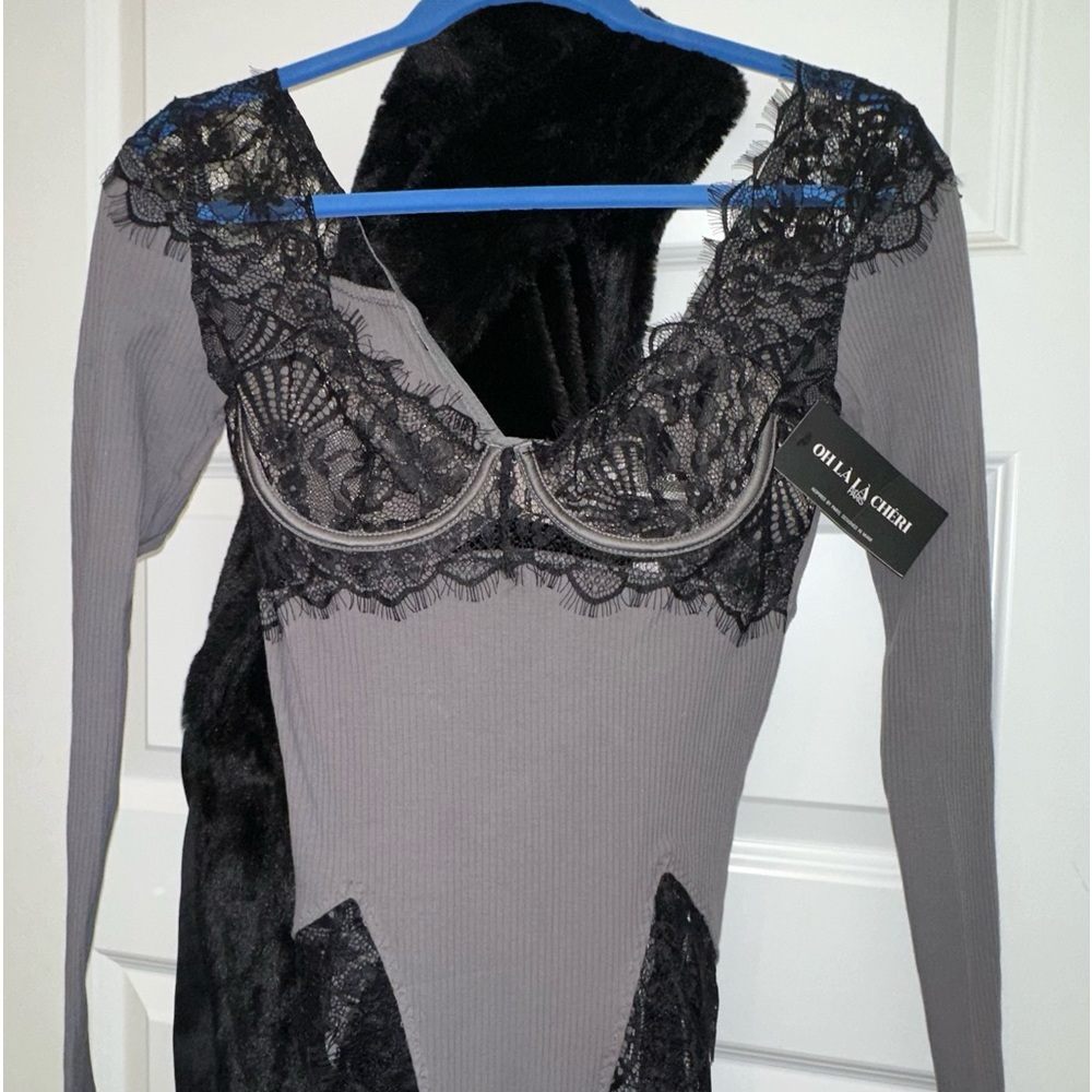 OH LA LA CHERI long-sleeve bodysuit trimmed in pretty lace, underwire demi bra